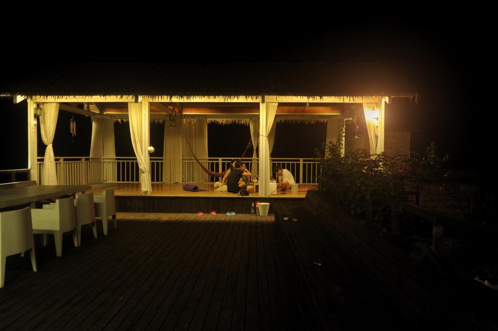 Zen Box House Hotel Yangshuo Buitenkant foto