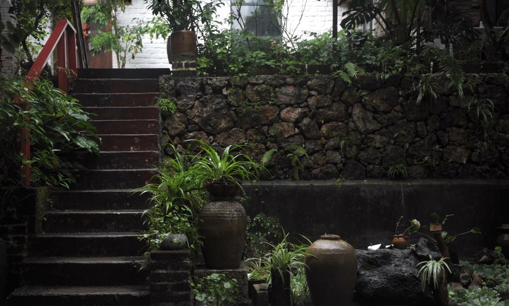 Zen Box House Hotel Yangshuo Buitenkant foto